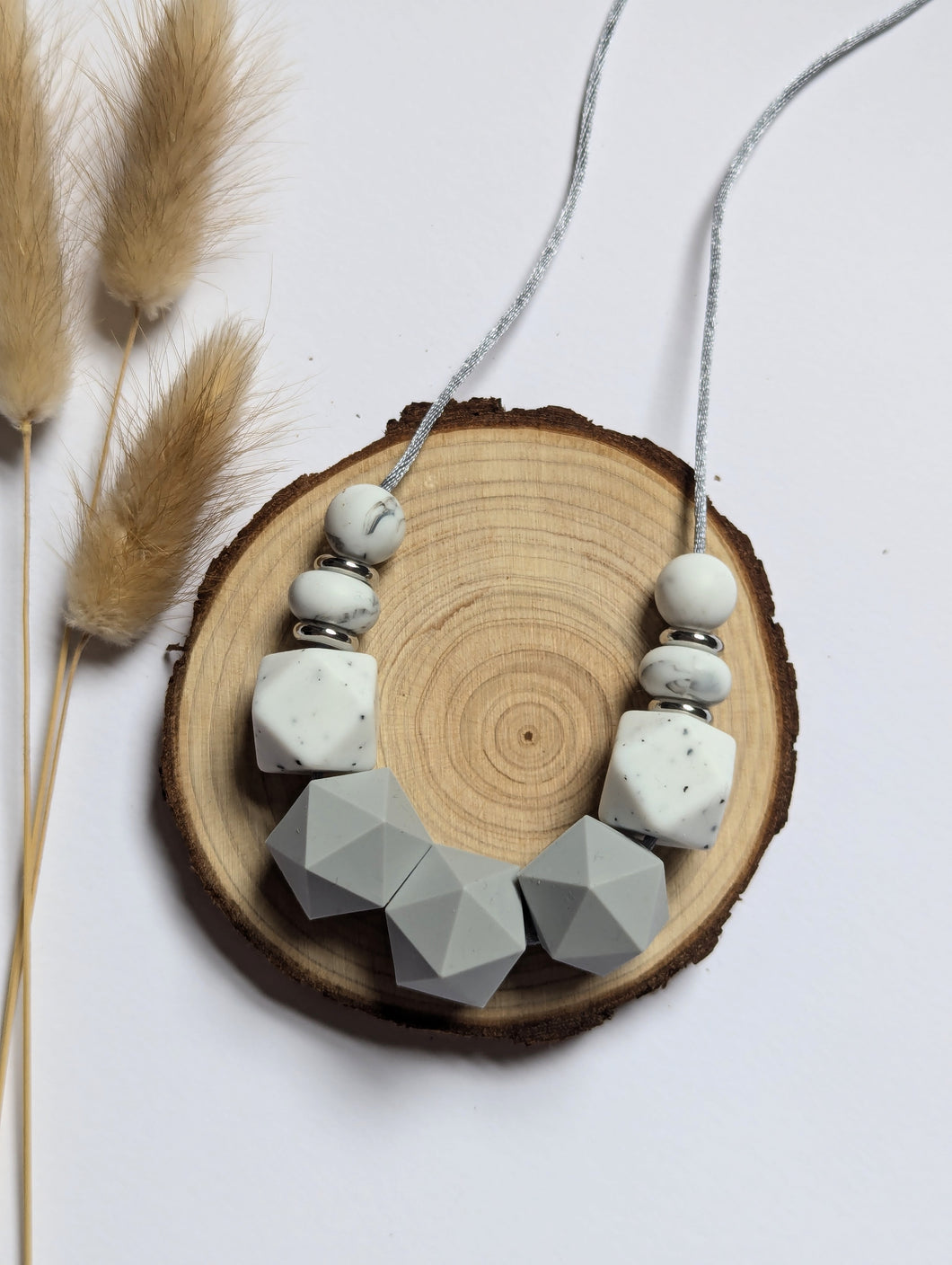 Grey skies: Glow Up teething & breastfeeding necklace