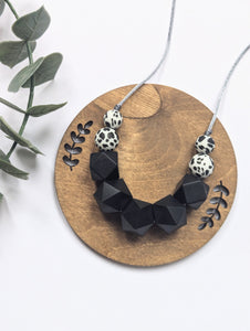 Monochrome: Celestial teething & breastfeeding necklace