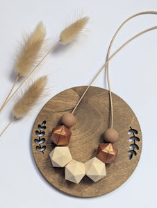 Caramel latte: Glow Up teething & breastfeeding necklace