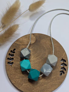 Moody blue: Vixen Teething & Breastfeeding necklace