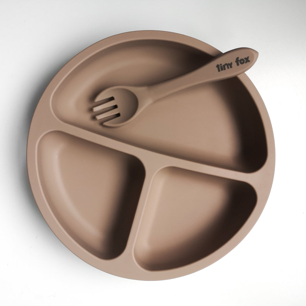 Silicone suction divided plate with fork